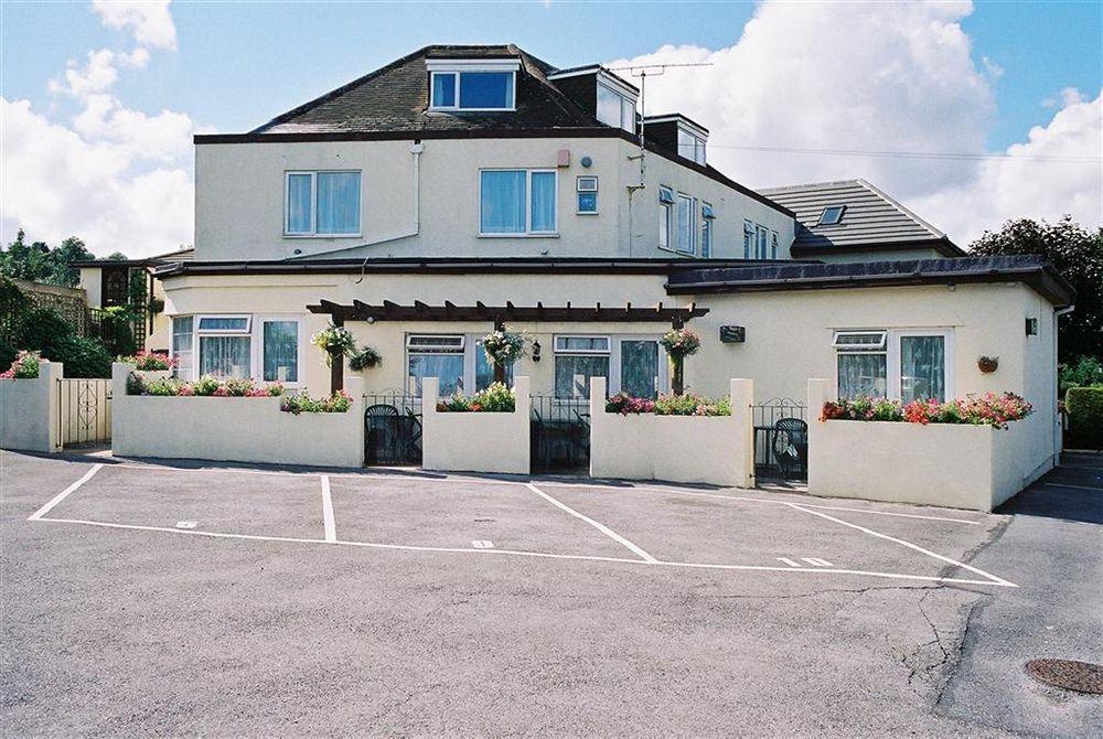 Crossways & Sea View Holiday Apartments トーキー エクステリア 写真